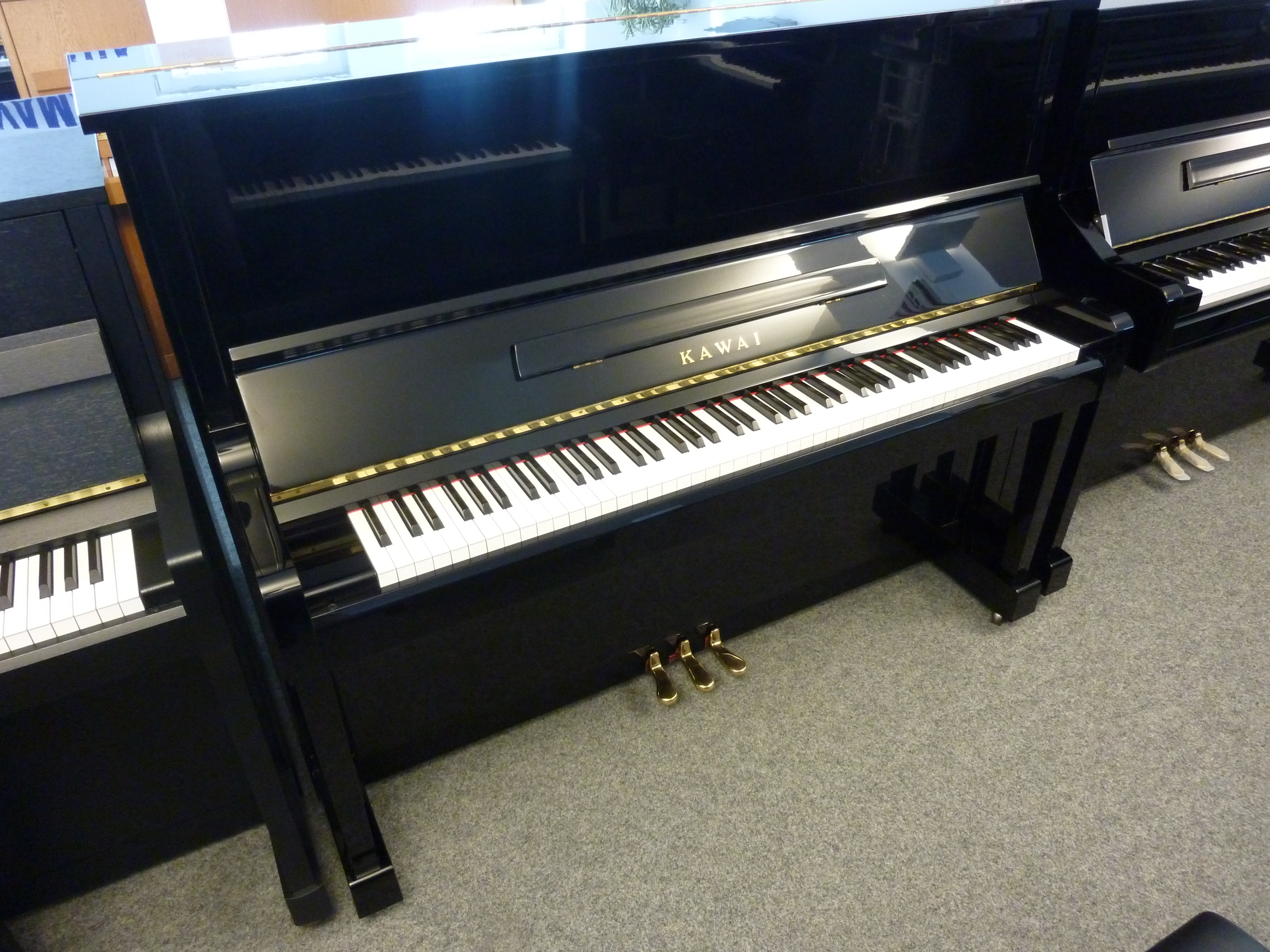 Klavier BS-10 (123 cm)