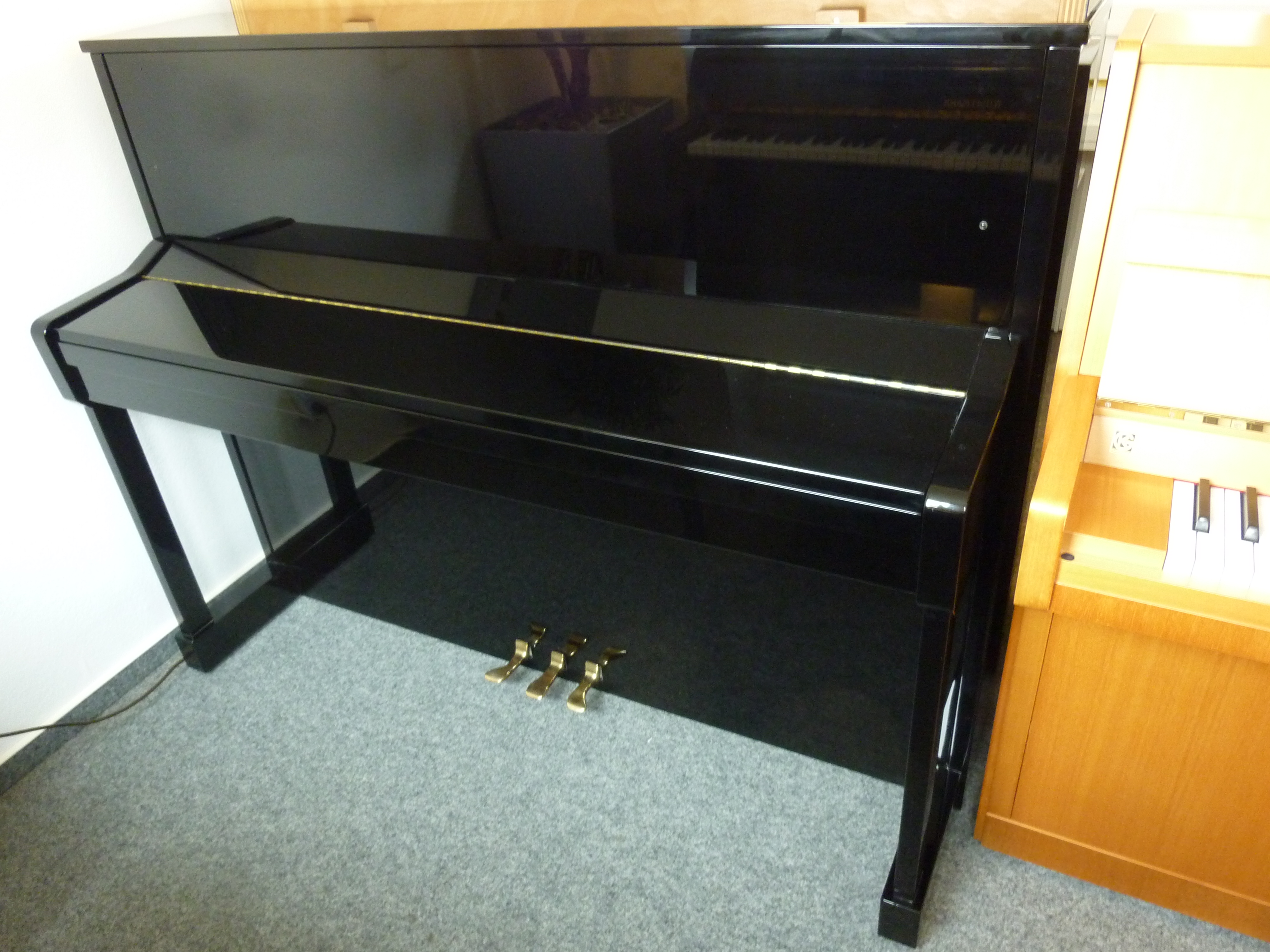 Klavier 116 S