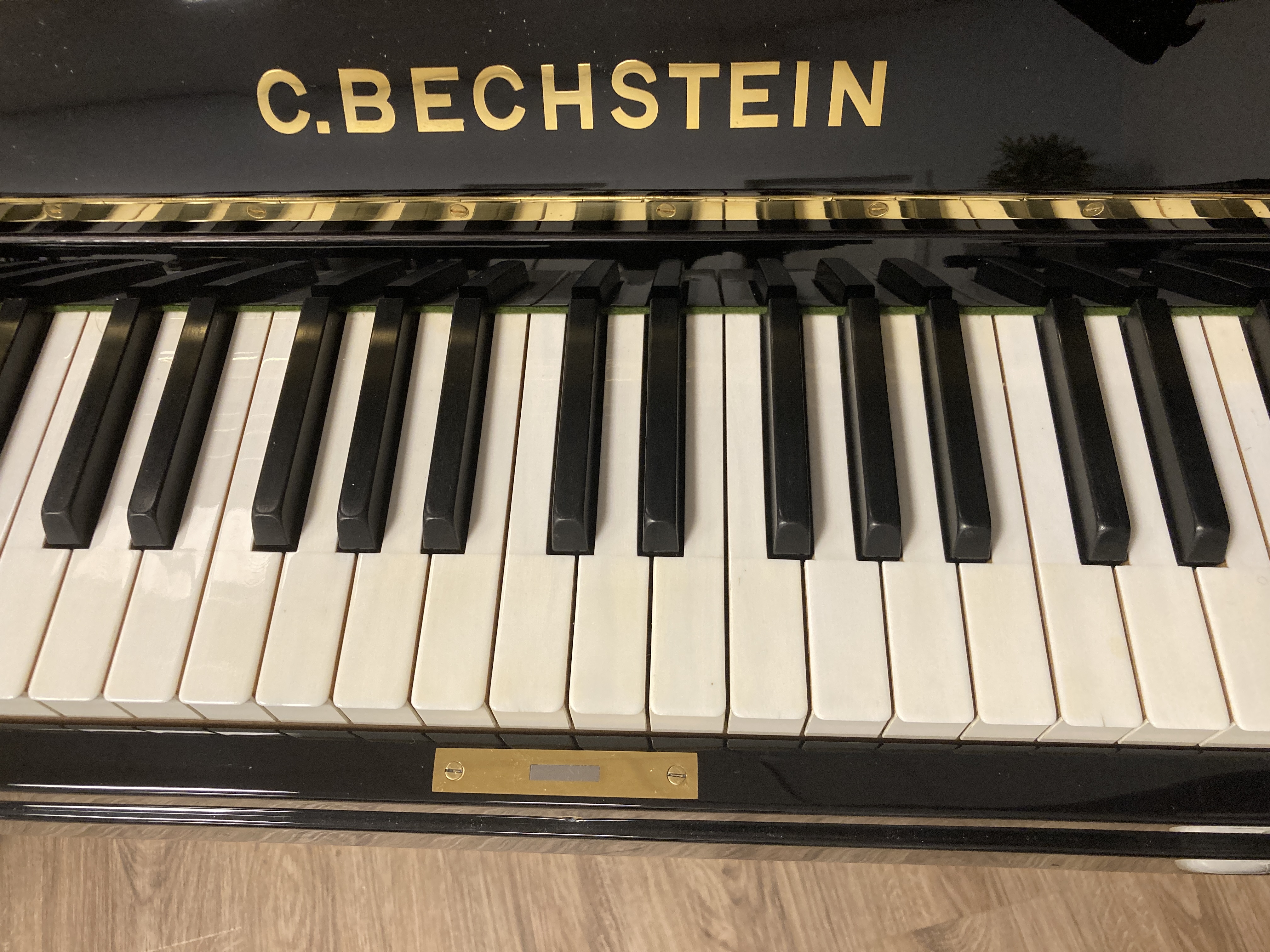 Klavier 9 (124 cm)