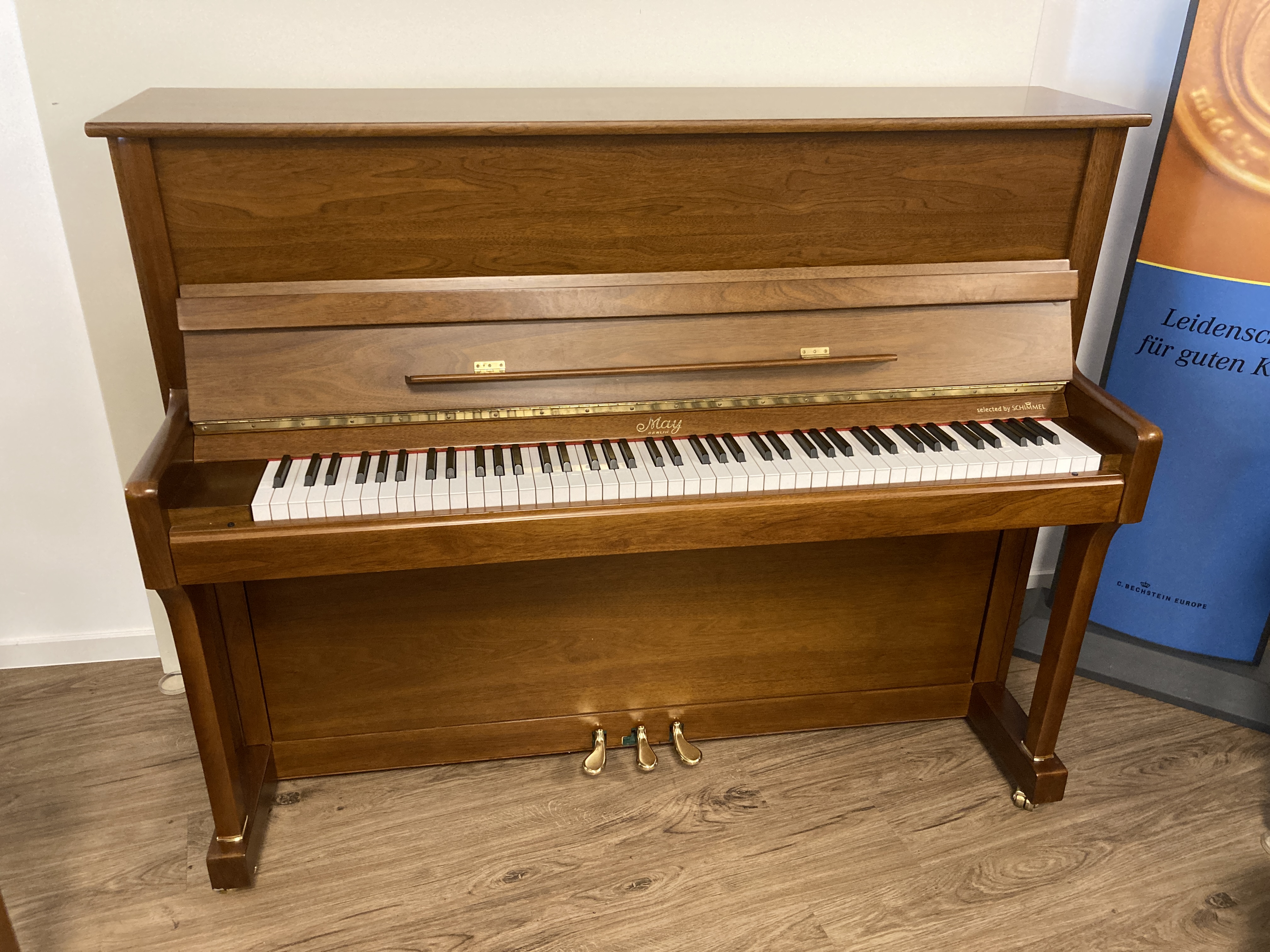 Klavier M 121